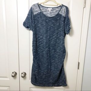 3/$10!- Liz Lange Maternity dress